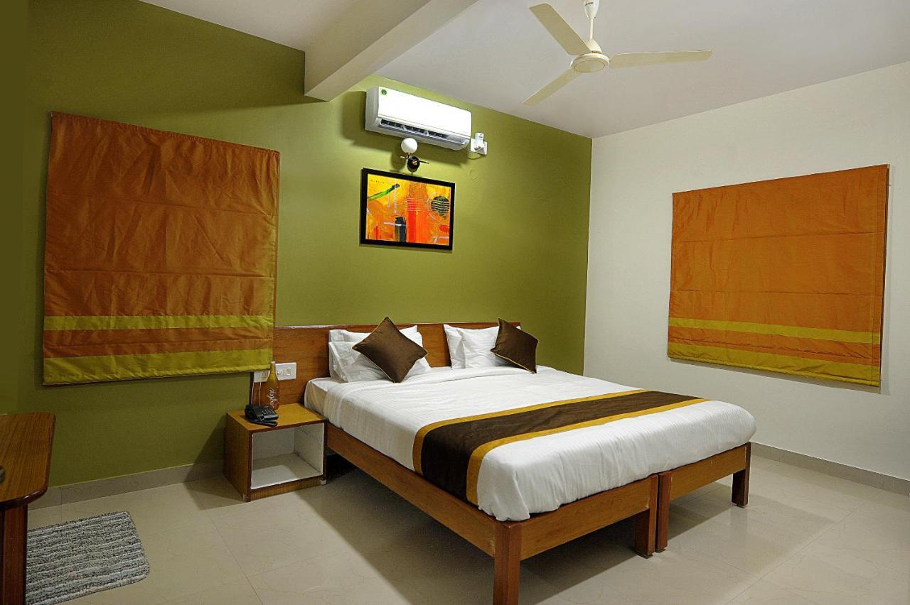 Airport Bliss Boutique Hotel Yelahanka Exterior photo
